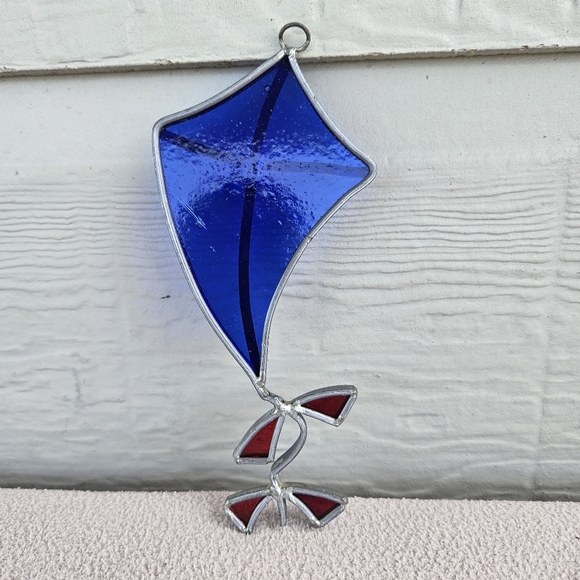 VTG Stained Glass Blue Kite Suncatcher Hanging Metal 6" Handcrafted - Picture 2 of 10
